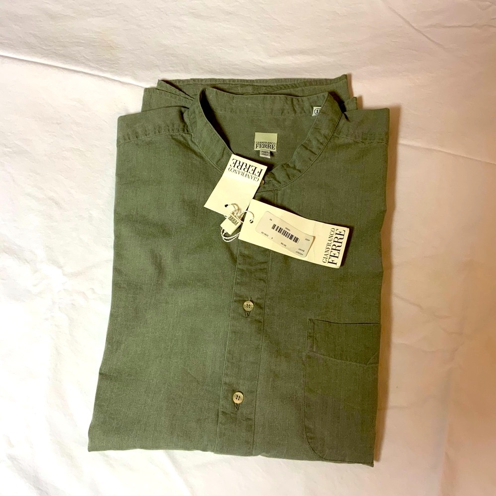 - Gianfranco FERRE Banded collar shirt, green size 17/43 Made in Italy, 10…